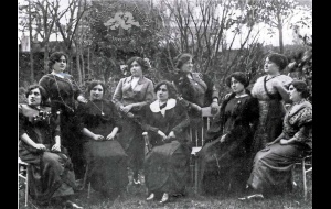 1913 - Posando despus de merendar